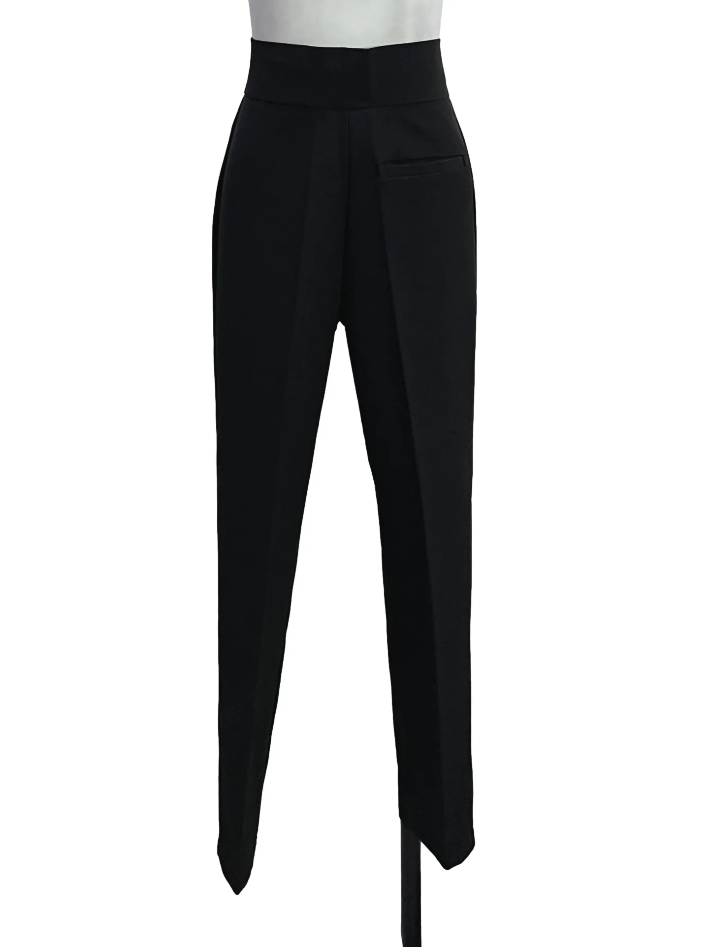 Black Highwaisted Tapered Pants